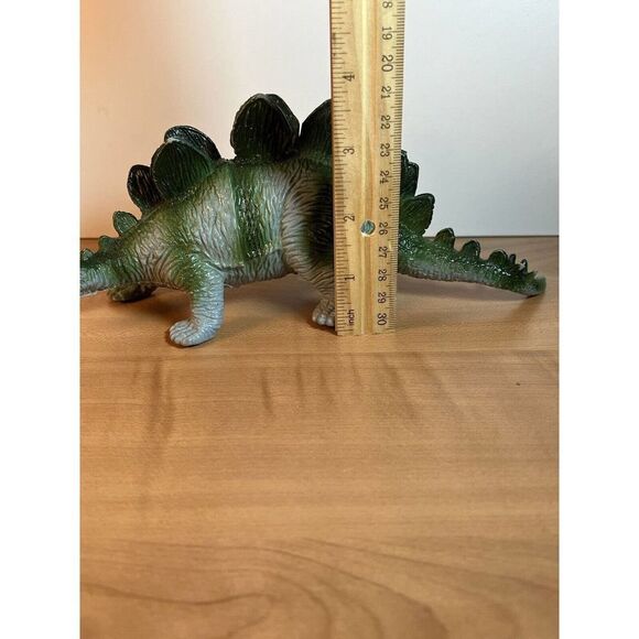 Vtg
1997 Stegosaurus Dinosaur Dino Figure Toy 8.5x3.5” - Picture 10 of 10